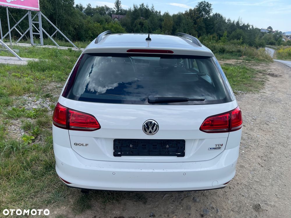 Volkswagen Golf 1.6 TDI BlueMotion Technology Lounge - 6