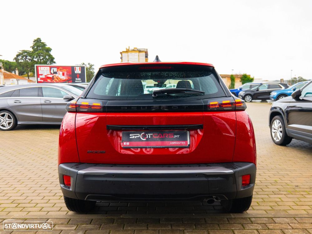 Peugeot 2008 1.2 PureTech Active Pack - 8