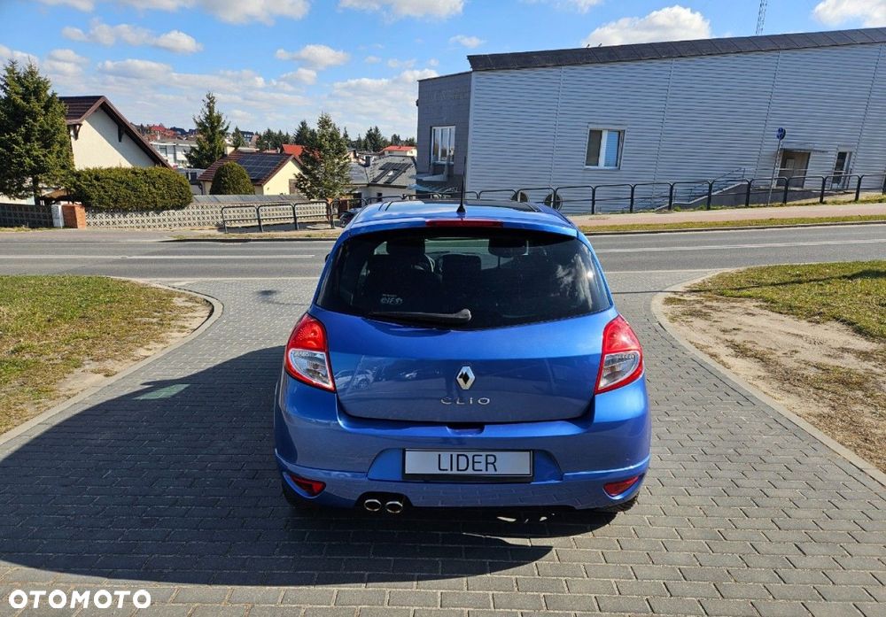 Renault Clio - 5