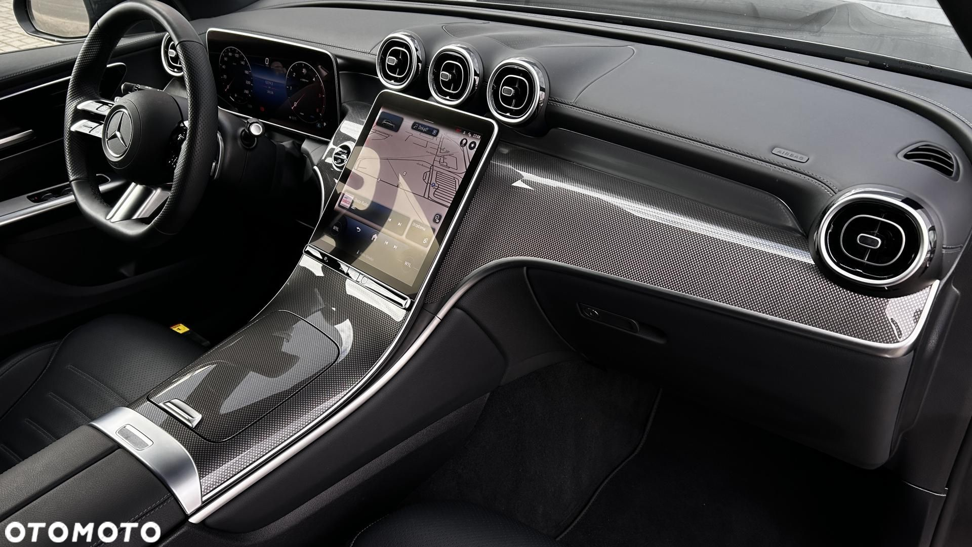 Mercedes-Benz GLC - 26