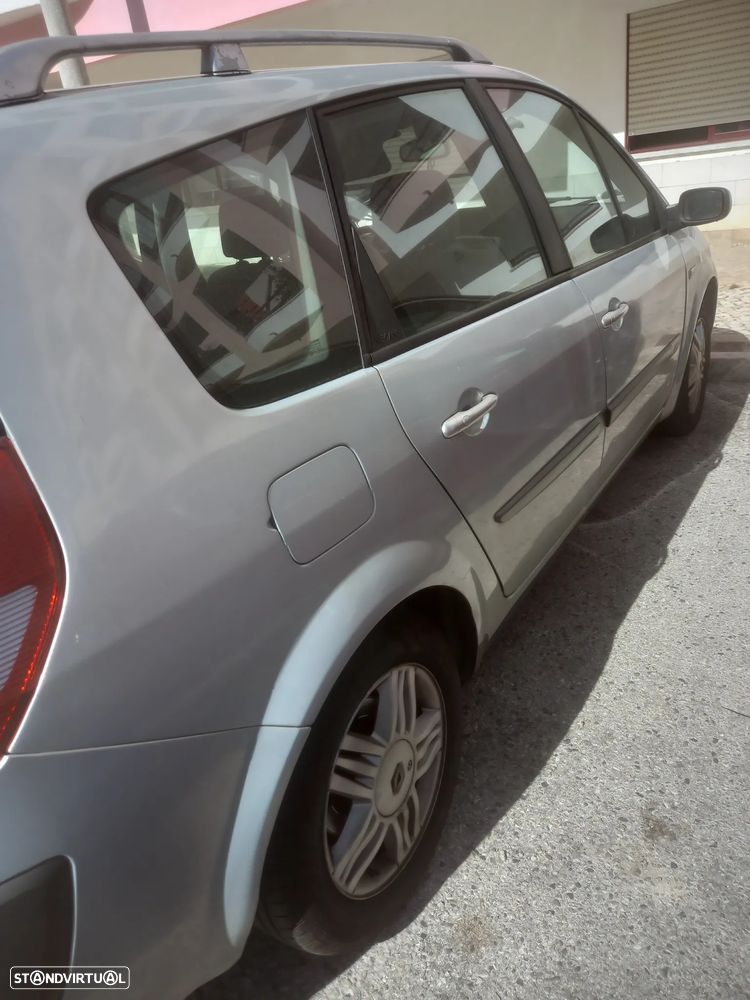 Renault Grand Scénic 1.5 dCi Dynamique - 2