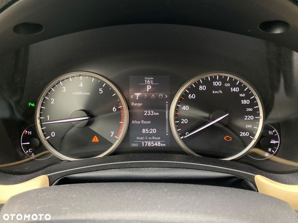 Lexus NX 200t Comfort AWD - 22