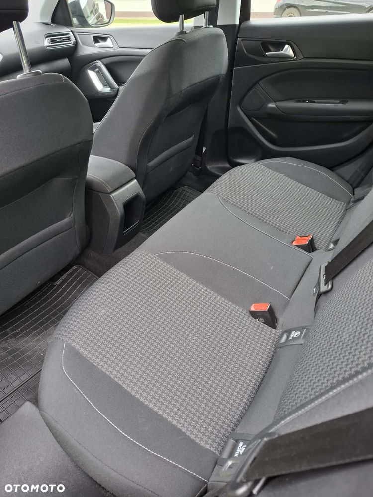 Peugeot 308 1.2 PureTech GPF Active S&S - 5