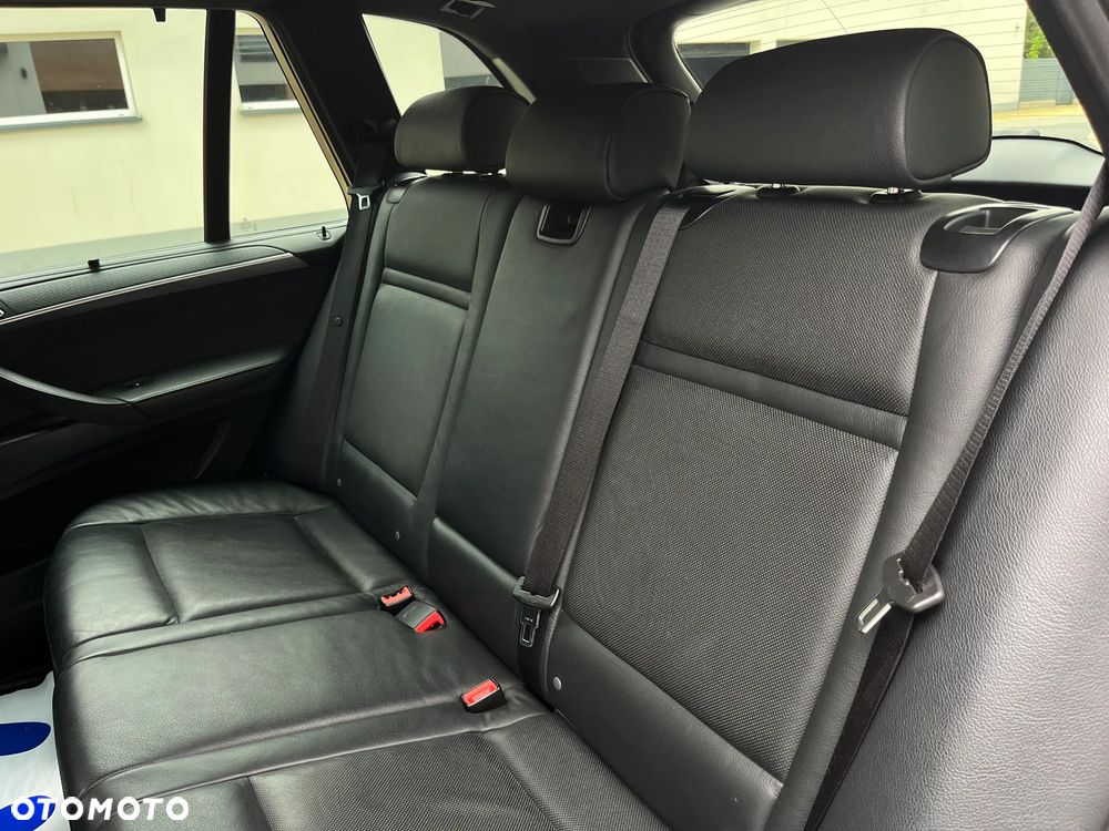 BMW X5 M M50d - 16