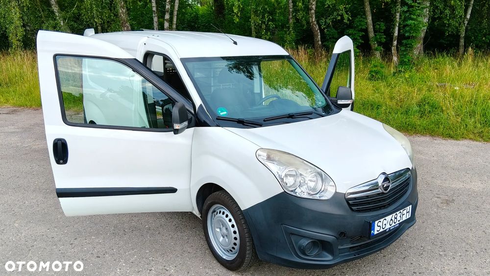 Opel COMBO - 10