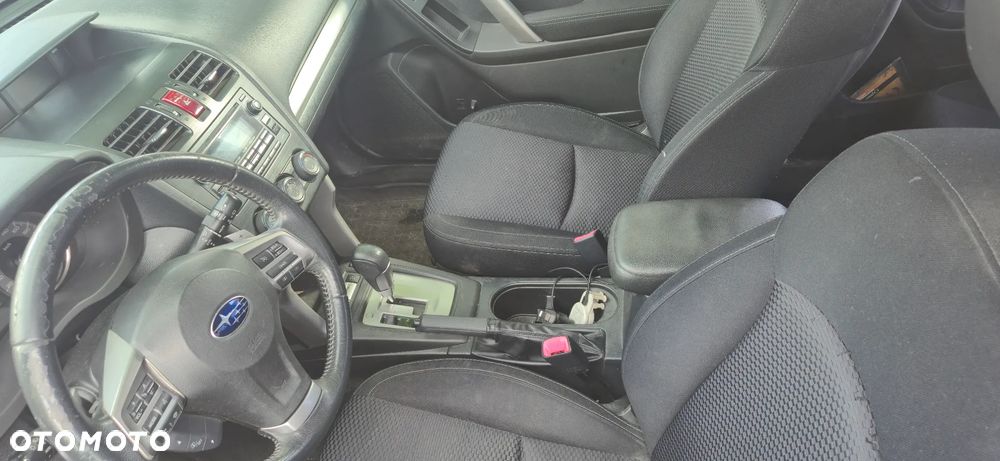 Subaru Forester 2.0i Exclusive Lineartronic - 19