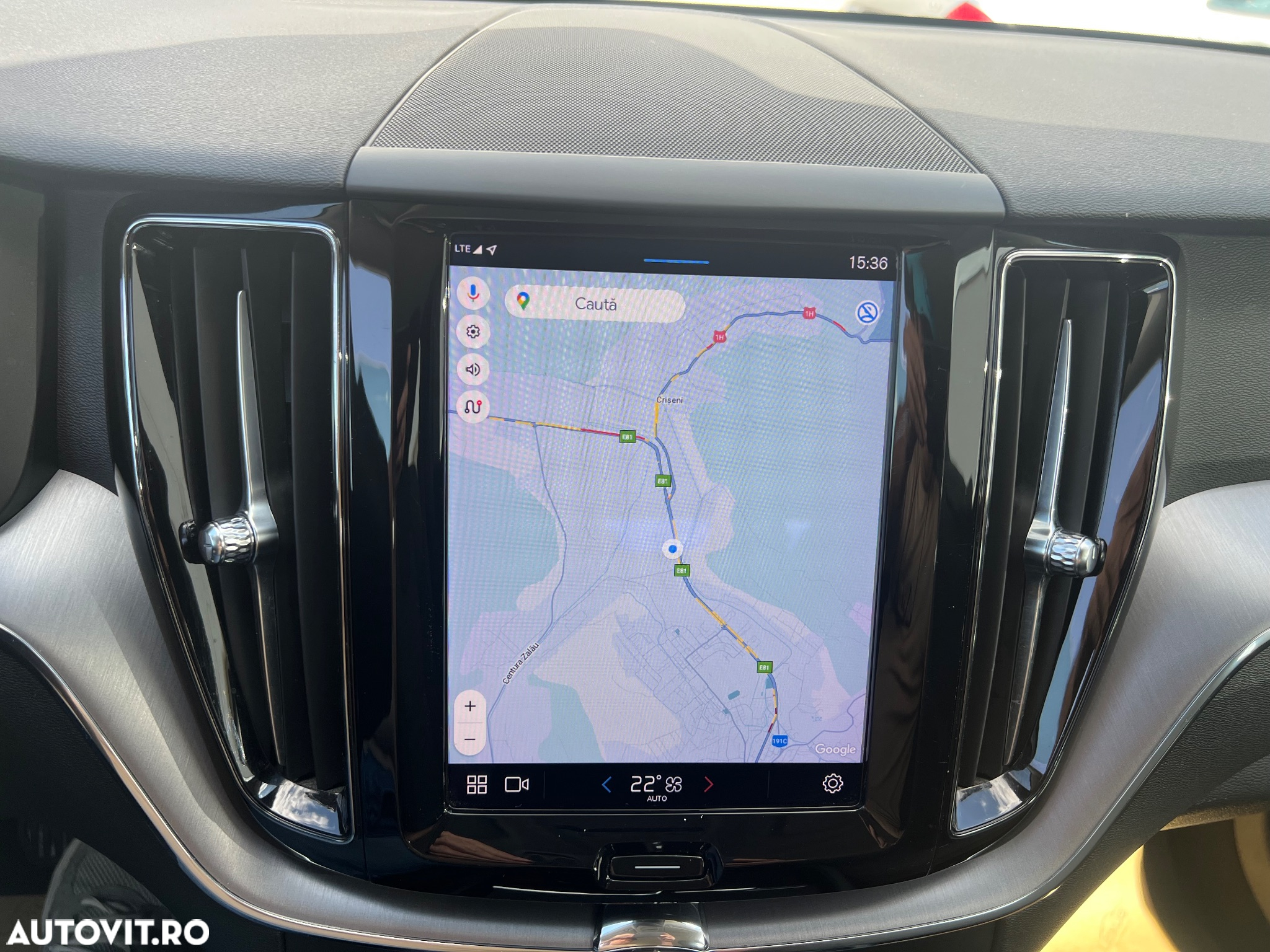 Volvo XC 60 B4 D AWD Geartronic Momentum Pro - 5