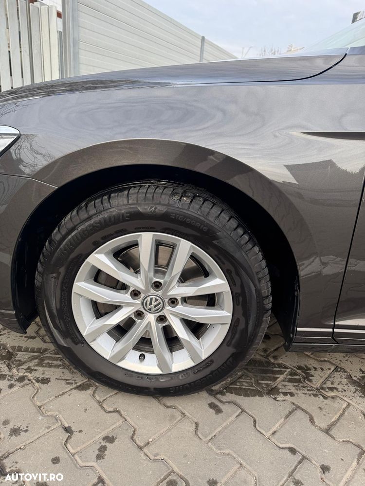 Volkswagen Passat 2.0 TDI SCR DSG Highline - 10