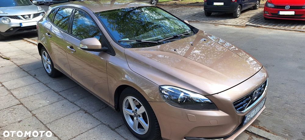 Volvo V40 T3 Drive-E Kinetic - 1