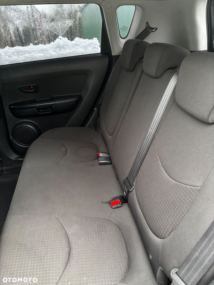 Kia Soul 1.6 CRDi M - 11