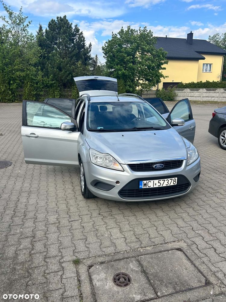 Ford Focus 1.6 Ambiente - 22