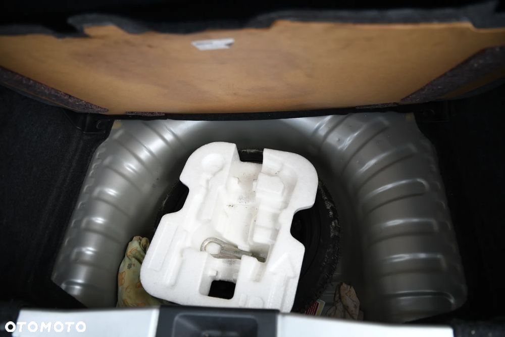 Nissan Micra - 9
