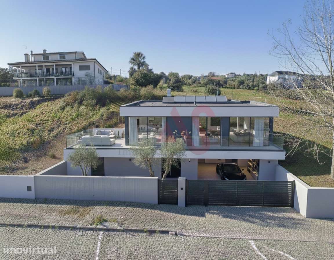 Terreno para construção com 520 m2 em Fermentões, Guimarães - Grande imagem: 3/8