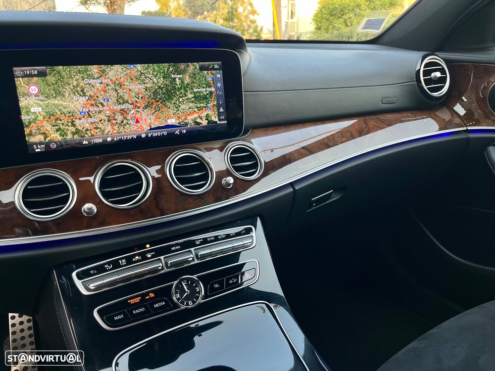 Mercedes-Benz E 220 d AMG Line - 6