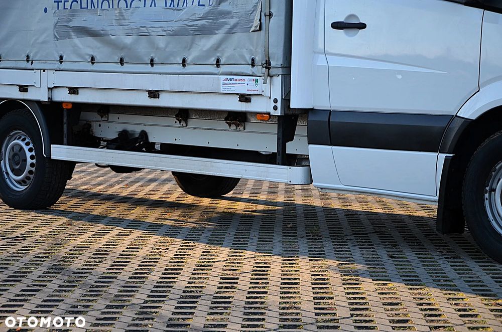 Volkswagen CRAFTER - 8