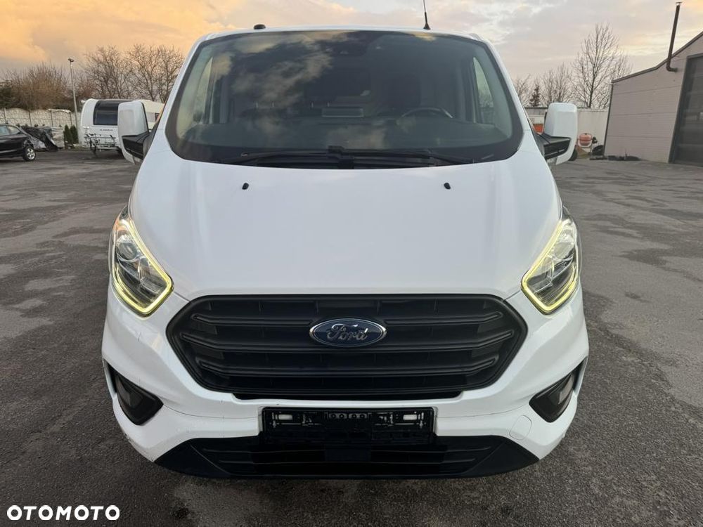 Ford TRANSIT CUSTOM LIFT - 2
