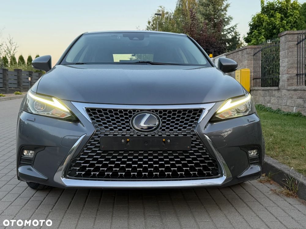 Lexus CT 200h Prestige - 31