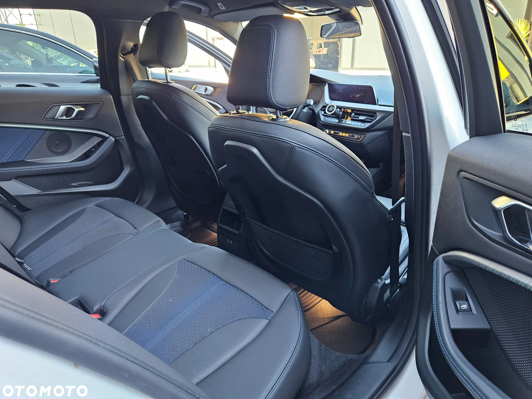 BMW Seria 1 118i - 5