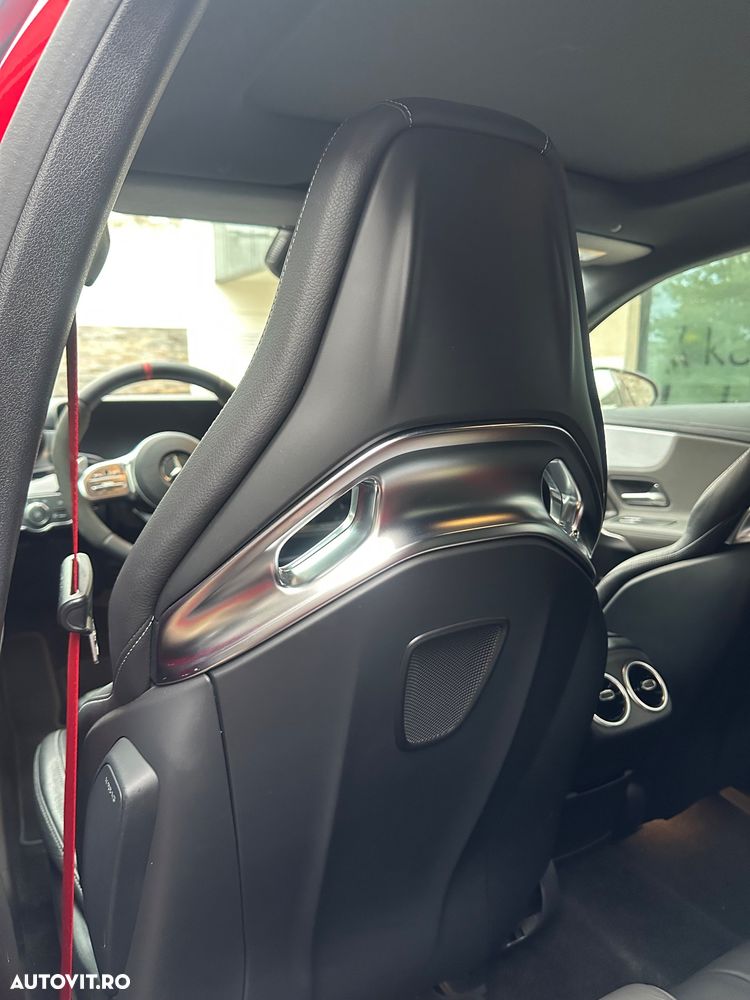 Mercedes-Benz A AMG 35 4MATIC+ Sedan Aut. - 18
