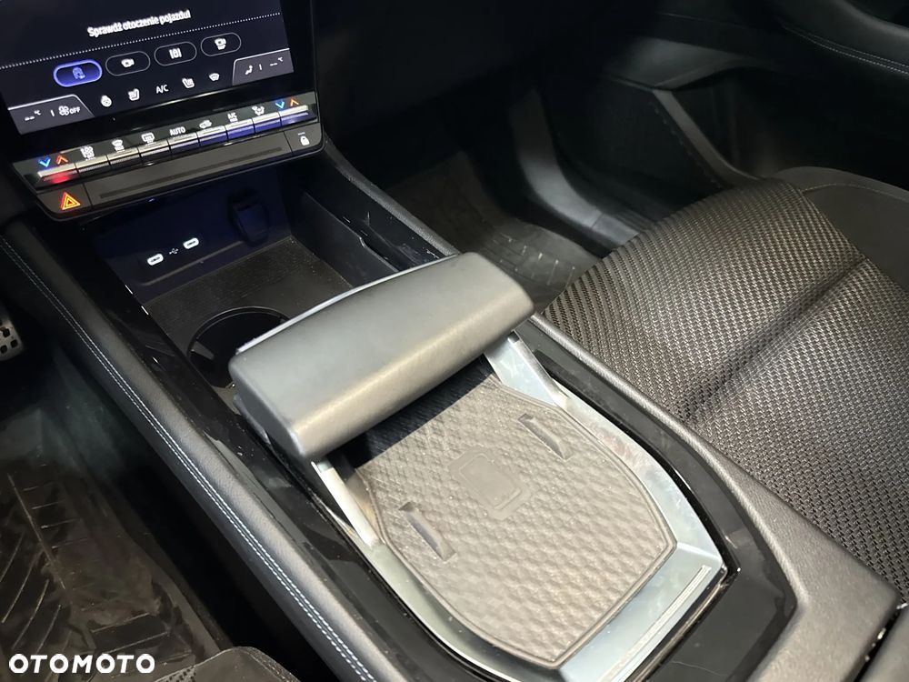 Renault Espace 1.2 E-Tech Full Hybrid 200 esprit Alpine MMT 5os - 13