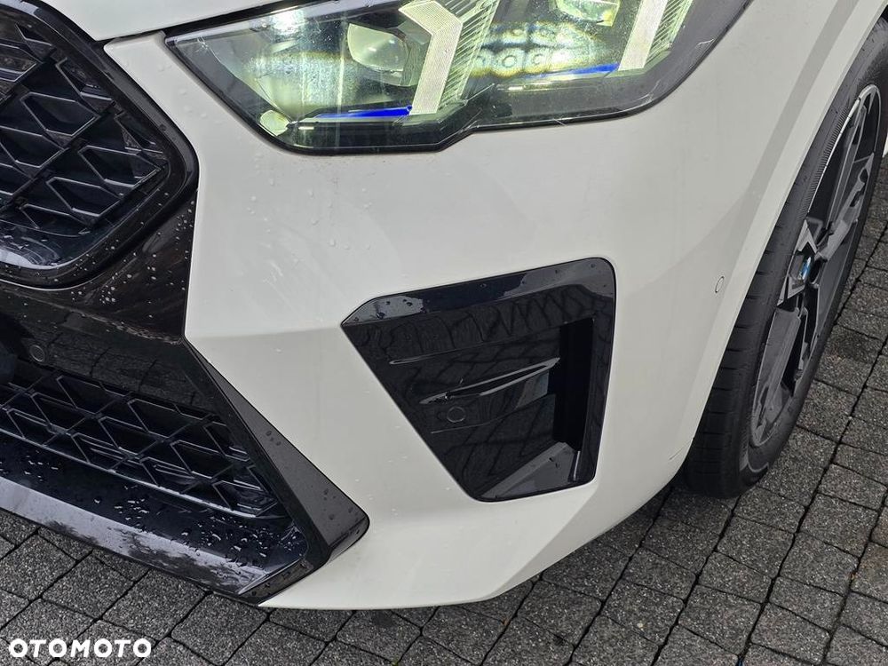 BMW X2 - 18