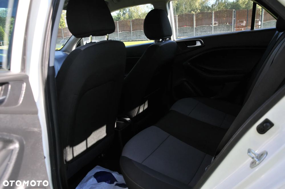 Hyundai i20 1.2 Classic - 21