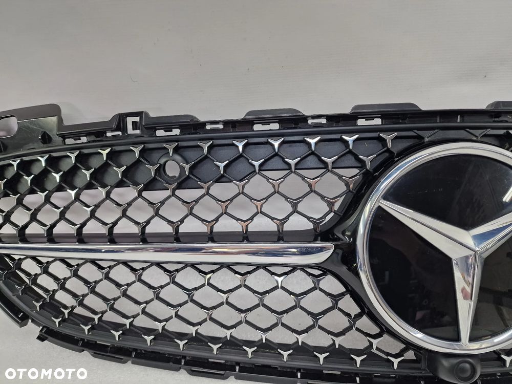 MERCEDES C-KLASSA W206 AMG 21- KOMPLETNA ATRAPA / GRILL PRZEDNI PRZÓD ( BEZ KAMERY ) , NR A2068882100 , NR AUKCJI GL506 - 4