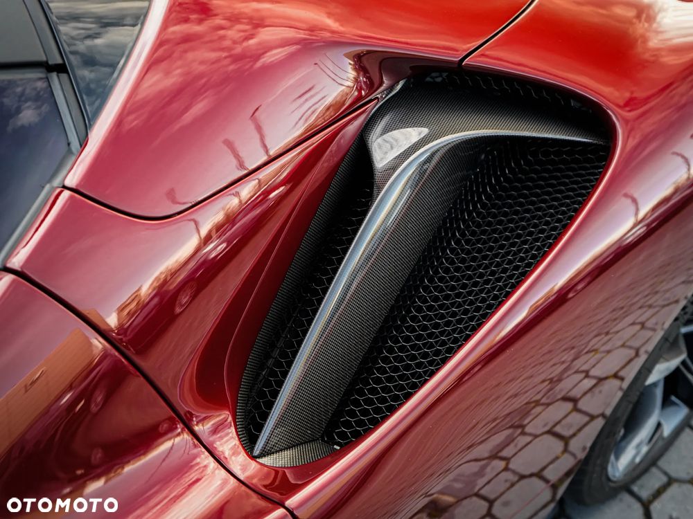 Ferrari SF90 Spider - 9