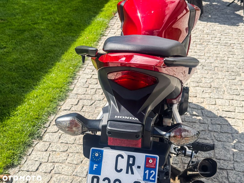 Honda CB - 23