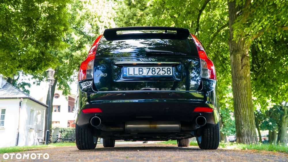 Volvo V50 - 11