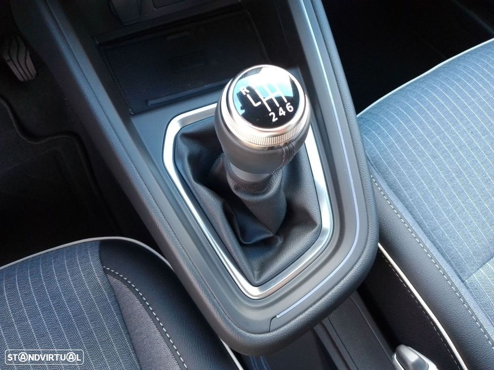 Renault Clio 1.0 TCe Techno - 16