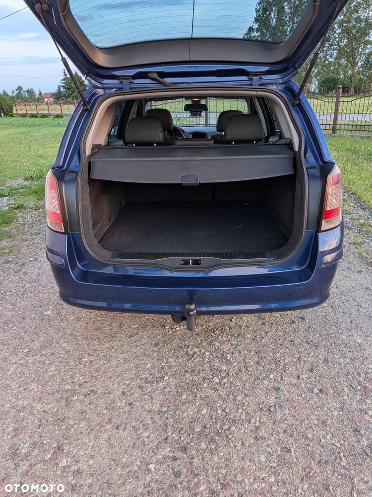 Opel Astra 1.7 CDTI Cosmo - 9