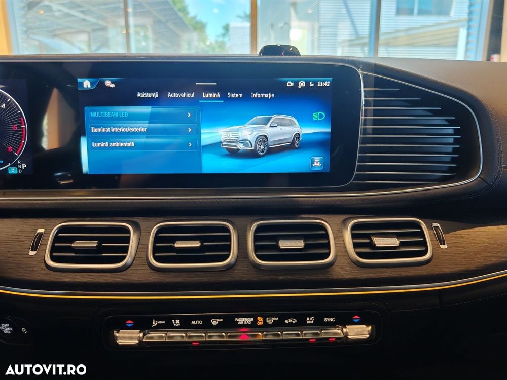 MERCEDES-BENZ GLS 2026 — imagine 36