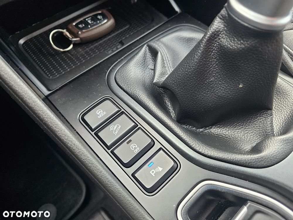 Hyundai Tucson 1.6 GDI BlueDrive GO 2WD - 37