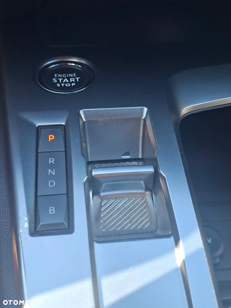 Peugeot 308 180 e-EAT8 Active Pack - 28
