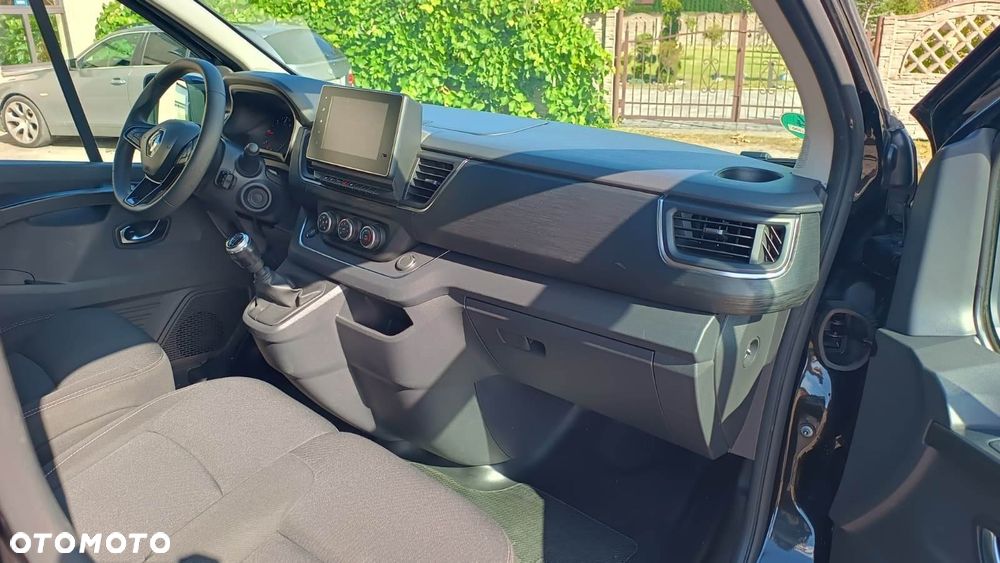 Renault Trafic 2.0 dCi - 15