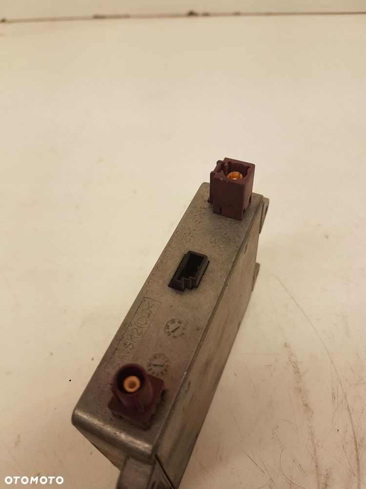 WZMACNIACZ ANTENY AUDI A4 B7 A6 C6 8E0035456B - 2