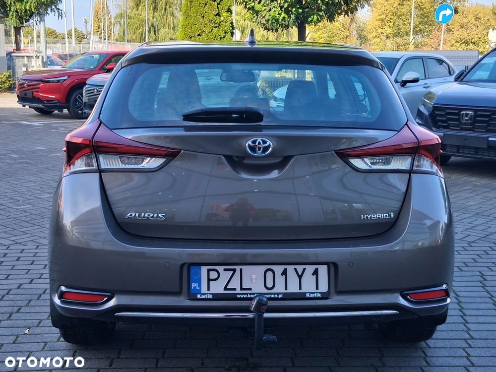 Toyota Auris Hybrid 135 Premium - 8