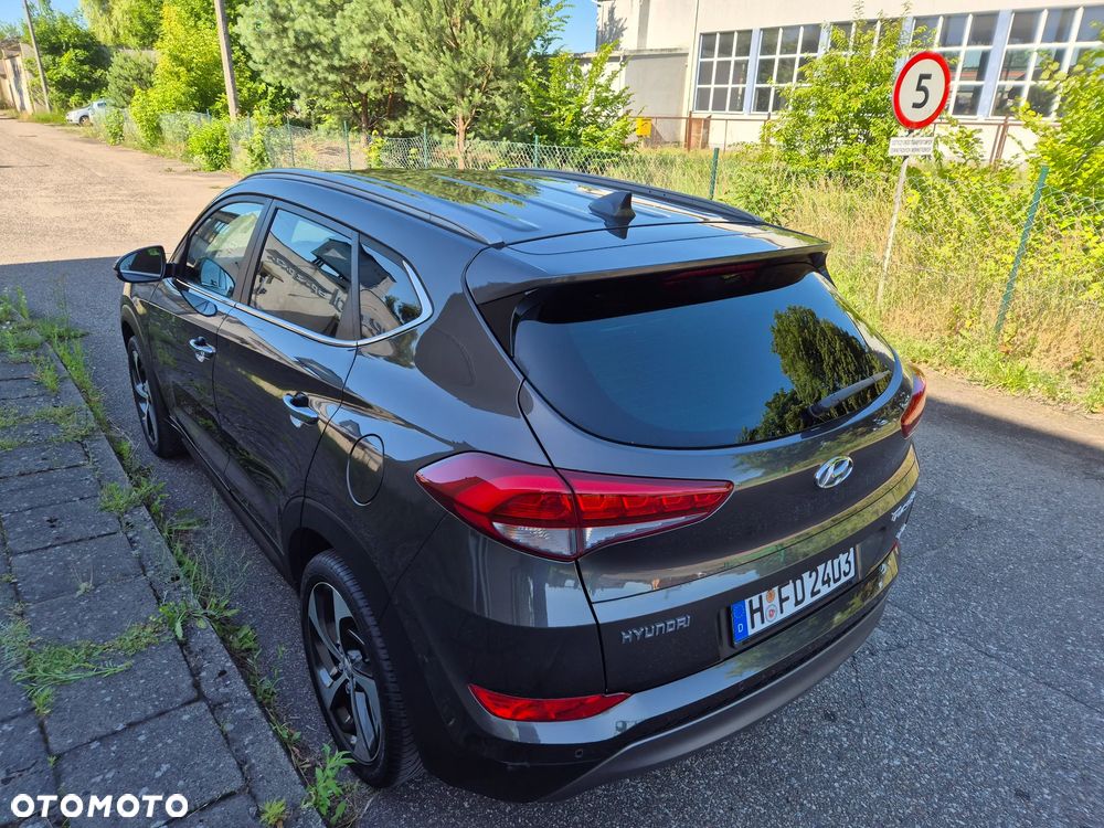 Hyundai Tucson 2.0 CRDi 4WD Advantage - 12