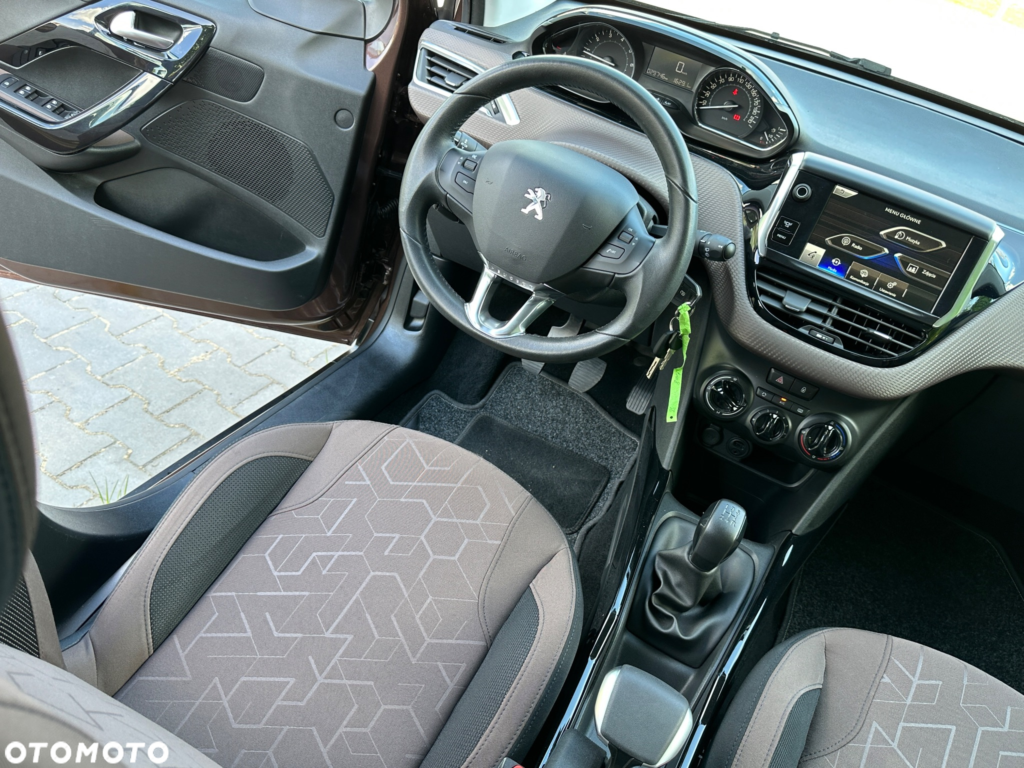 Peugeot 2008 PureTech 82 Allure - 29