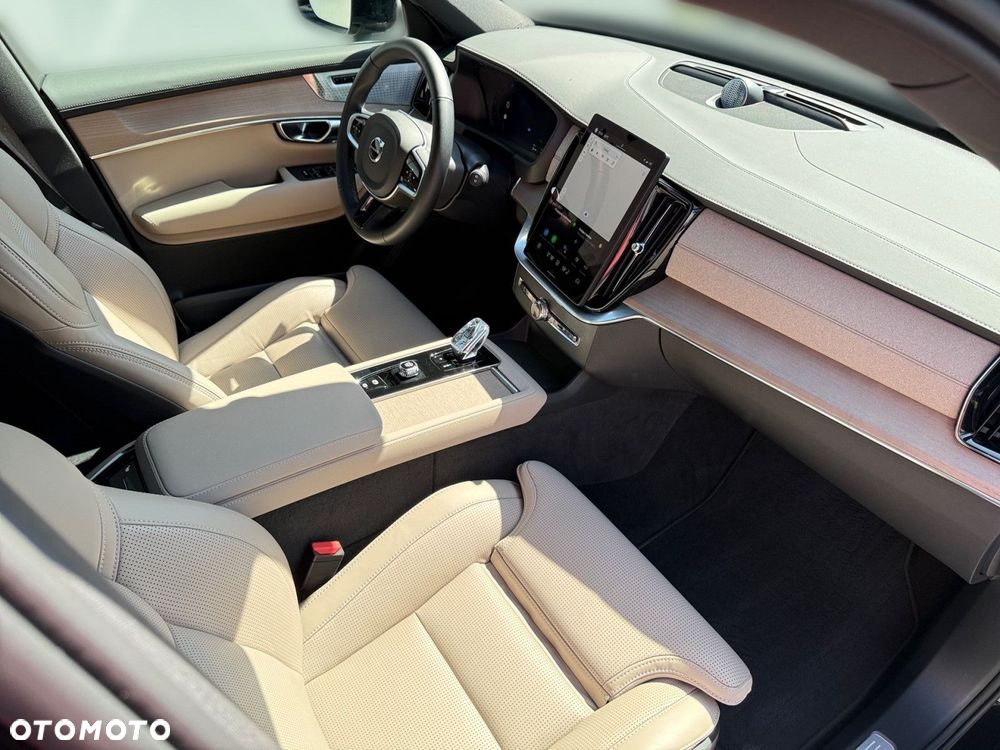 Volvo XC 90 - 26