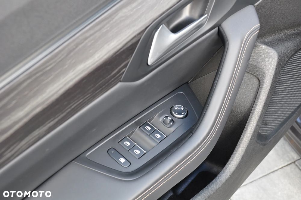 Peugeot 508 BlueHDi 180 EAT8 GT - 31