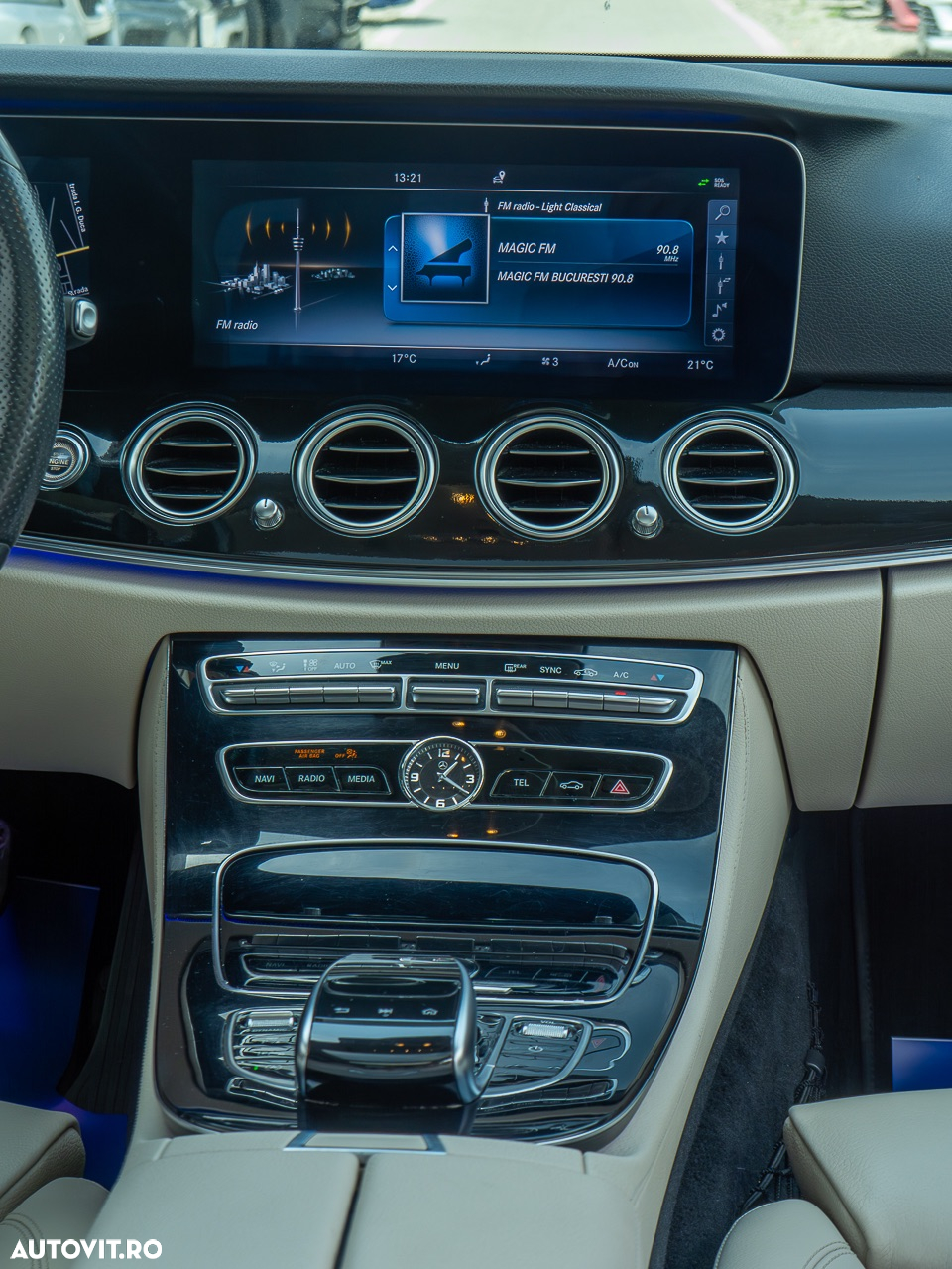 Mercedes-Benz E 220 d 9G-TRONIC Exclusive - 32