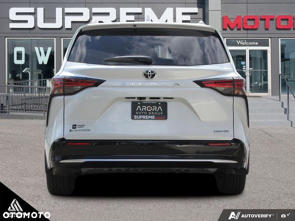 Toyota Sienna - 5
