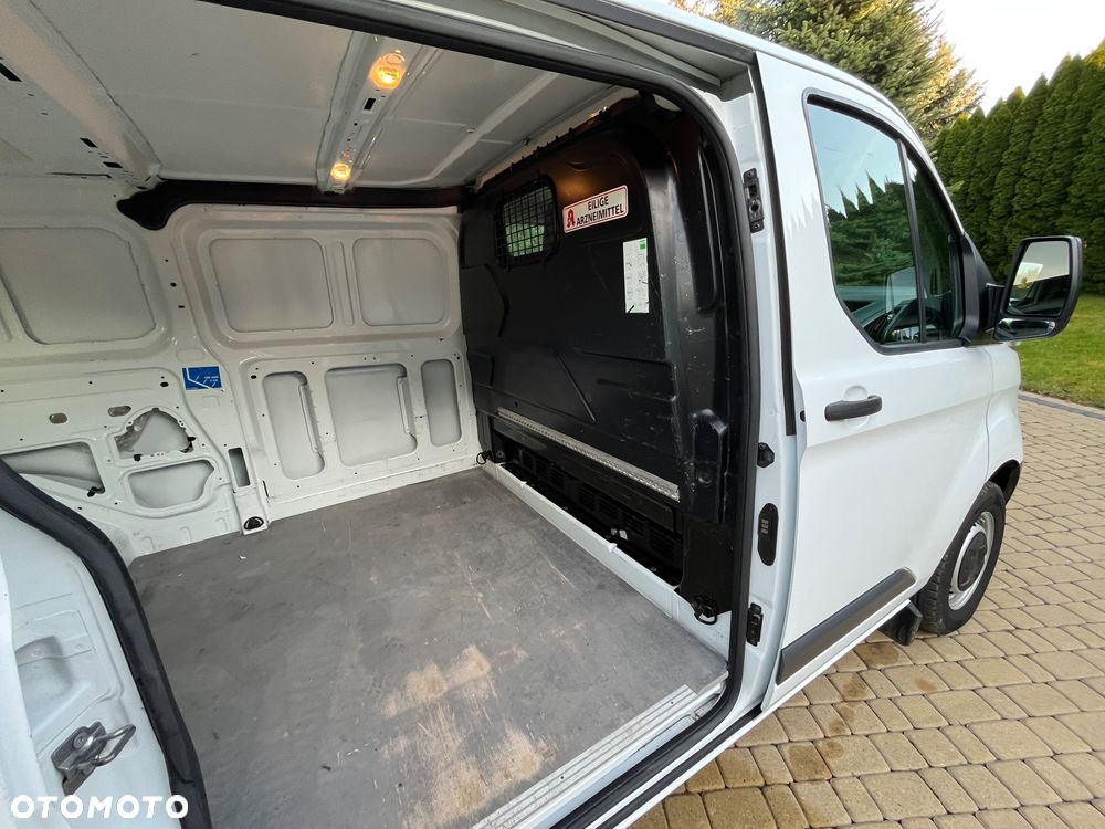 Ford Transit Custom  L2H1 - 18