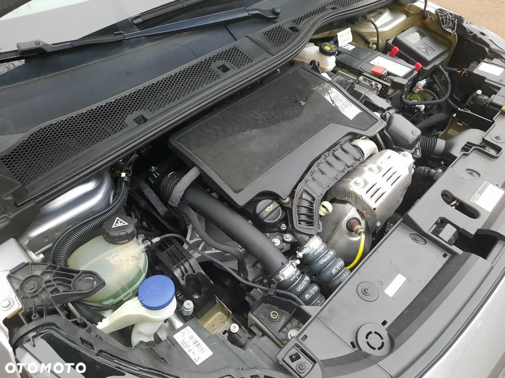 Peugeot 208 1.2 PureTech Style S&S - 21