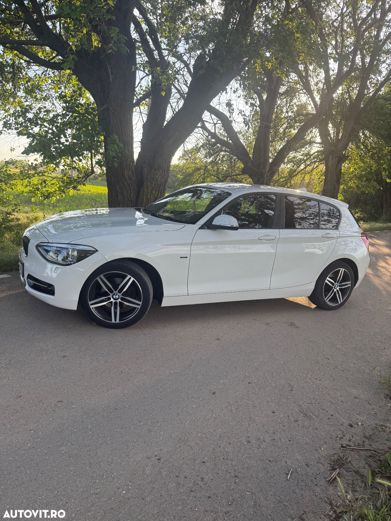 BMW Seria 1 114i - 10