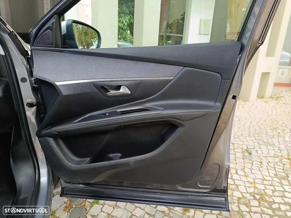 Peugeot 5008 PureTech 130 EAT8 Stop & Start Allure - 27