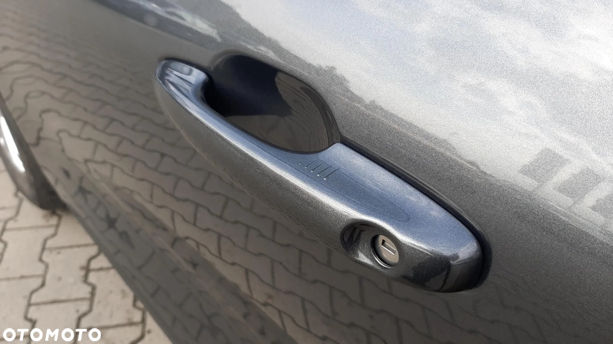 Ford Kuga 2.5 FHEV FWD Titanium - 9