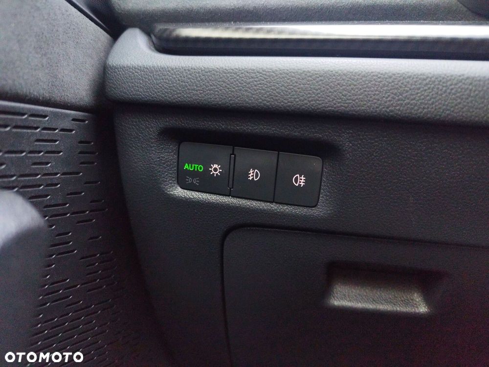 Skoda Octavia 2.0 TSI RS DSG - 24